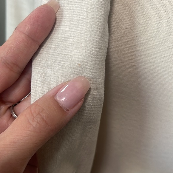 The Limited Cream Blazer with Pockets - Picture 6 of 13